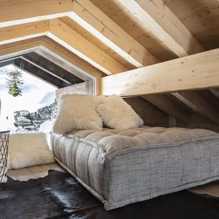 In Les Masses With Garden *