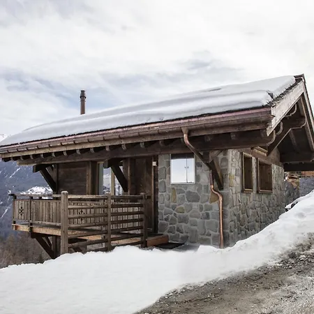 In Les Masses With Garden