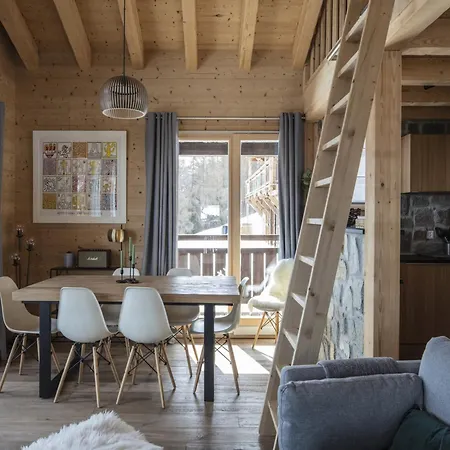 In Les Masses With Garden