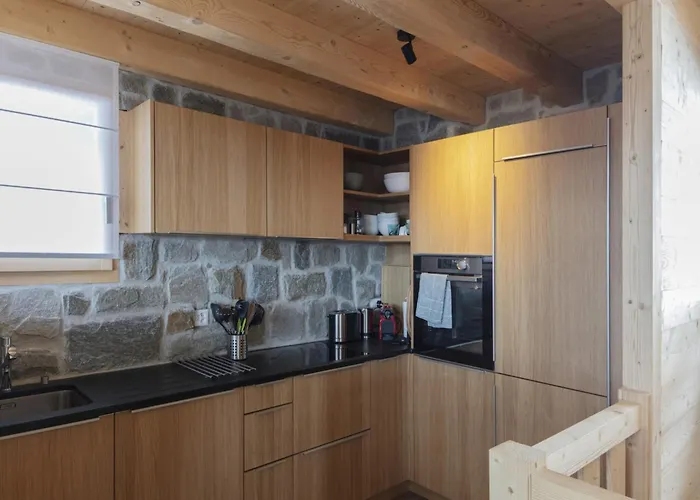 شاليه In Les Masses With Garden