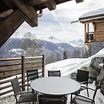 In Les Masses With Garden Chalet *